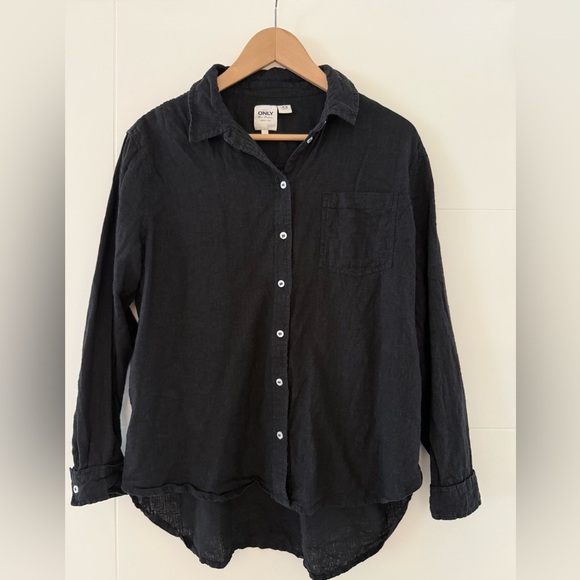 Only Tops - ONLY Linen Blend Button Down Shirt, size small.